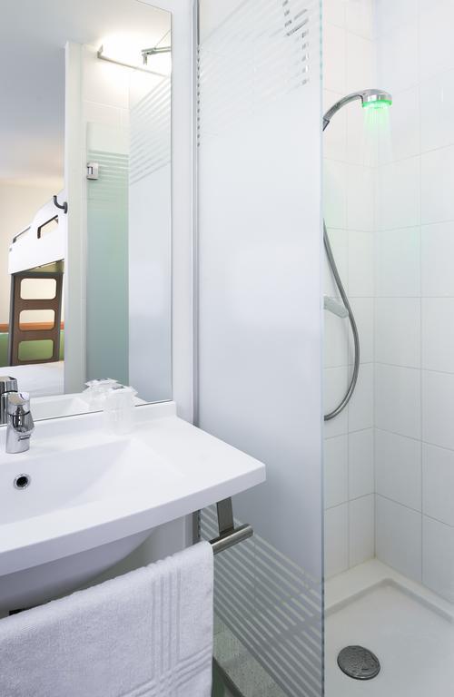 Ibis Budget Bern Expo Rum bild
