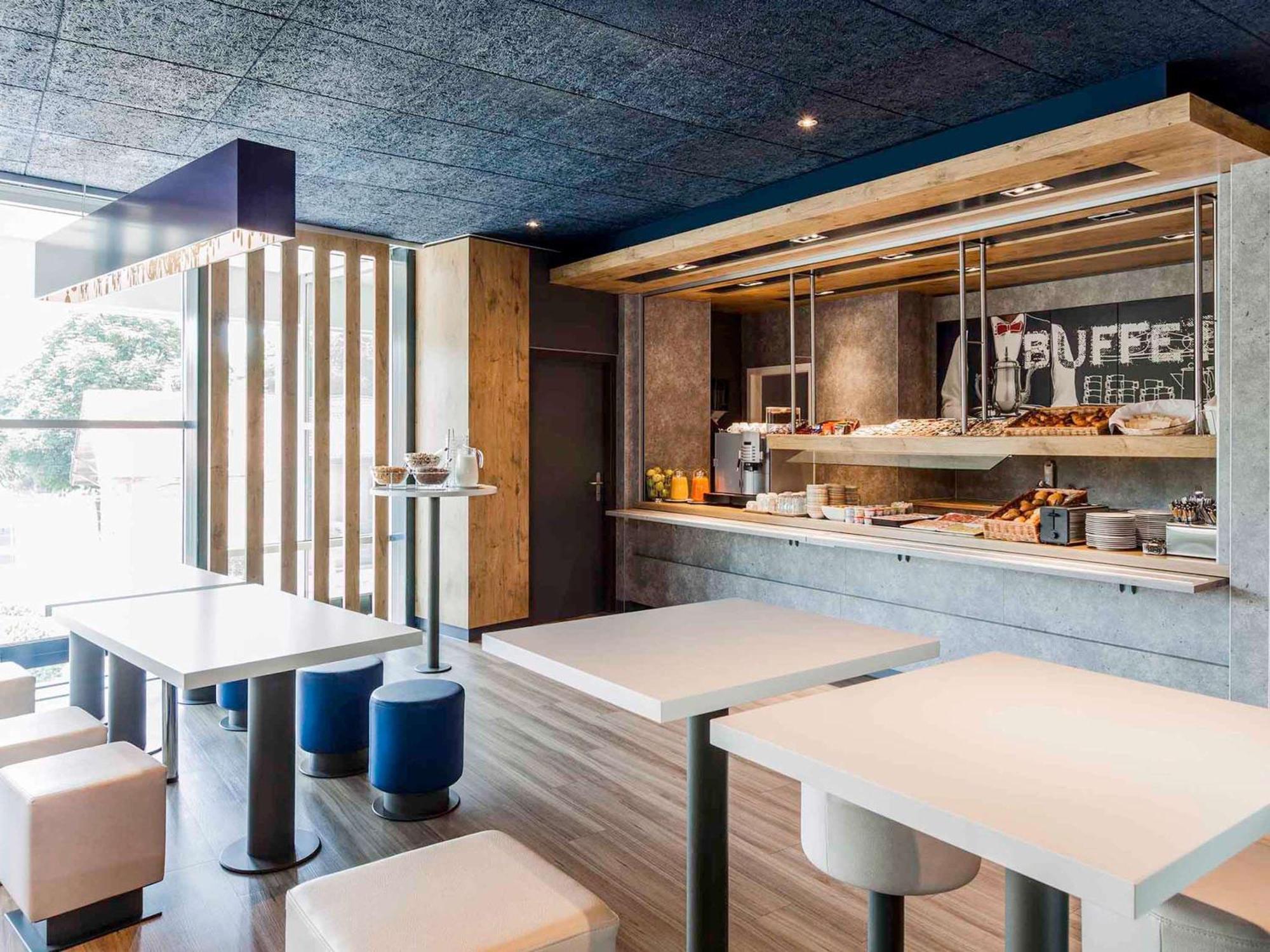 Ibis Budget Bern Expo Exteriör bild