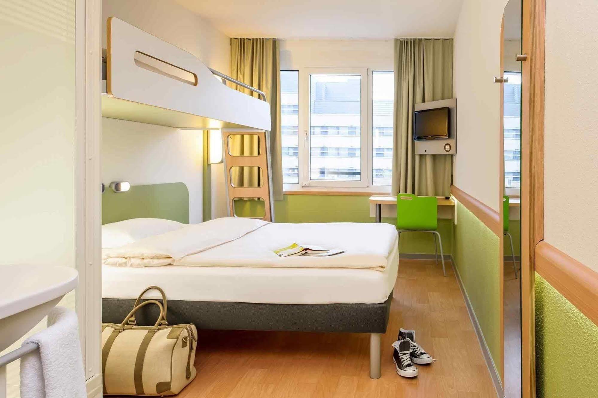 Ibis Budget Bern Expo Exteriör bild